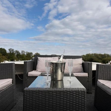 Hotel Eucala motor yacht East Molesey Exterior foto